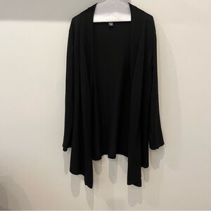 Black Cardigan Sweater size Medium. 69th and Madison. EUC.